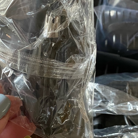 Philips Norelco MG5760/40 - Multigroom Razor Kit with Storage Case OPEN BOX - Picture 9 of 16